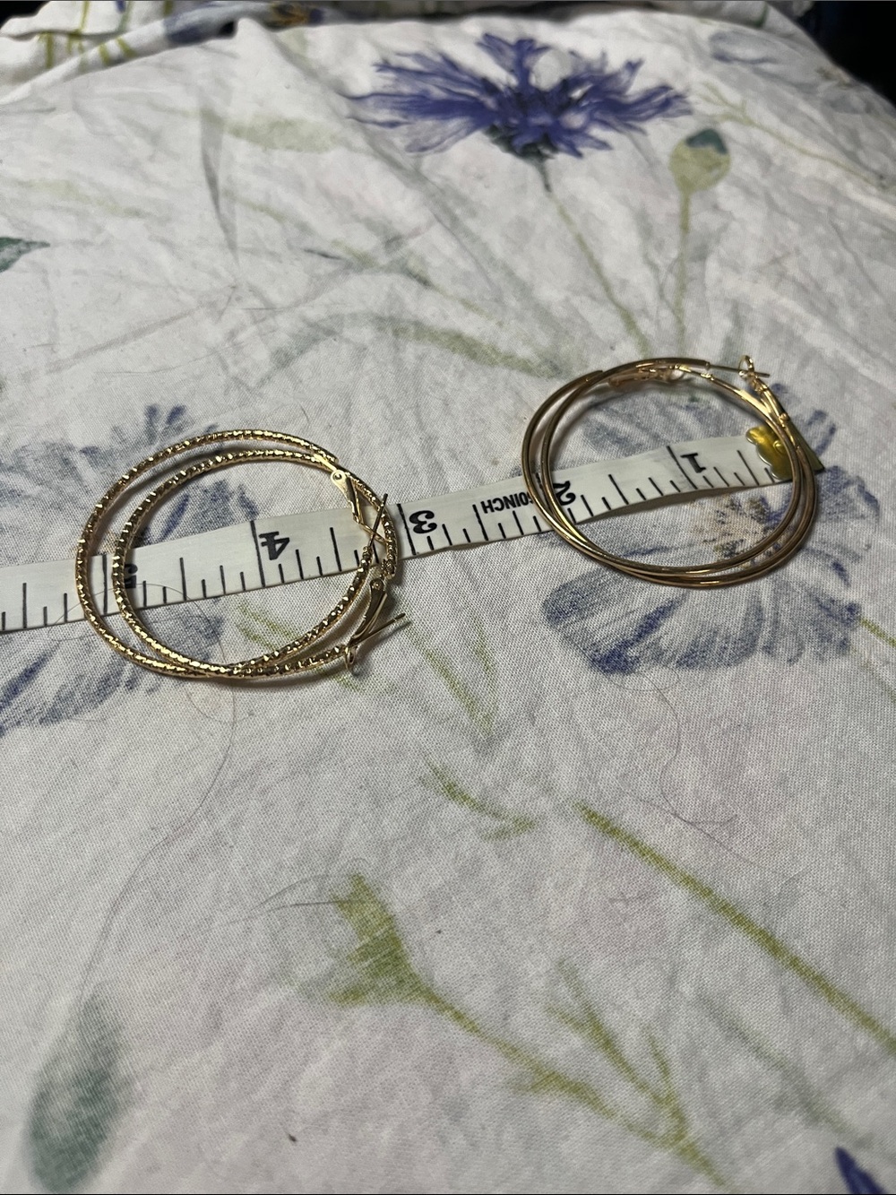 2 Pair Gold Hoop Earring Bundle – Textured & Smooth Hoops ✨